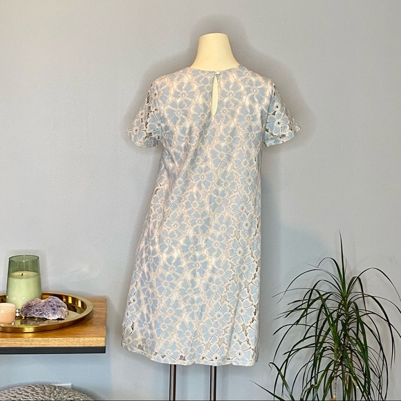 Dee Elle | Blue and Cream Lace Dress - Picture 2 of 10